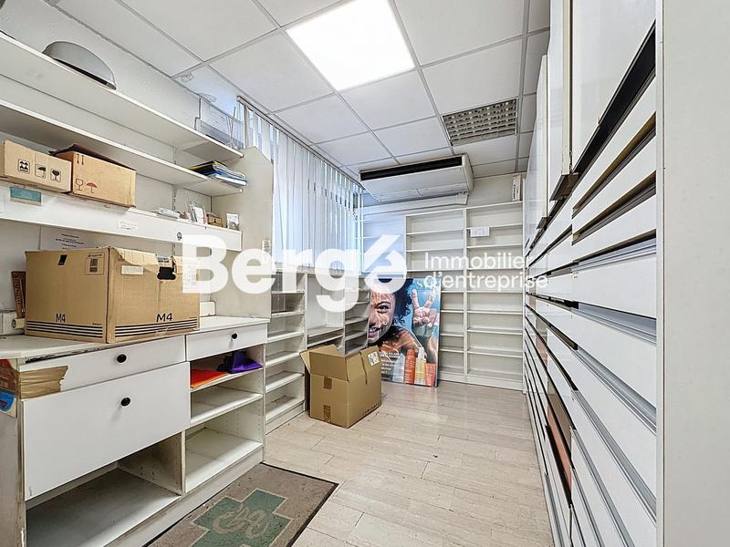 Local commercial - 133 m²