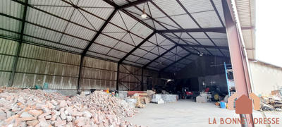 Entrepôt - 3 563 m²