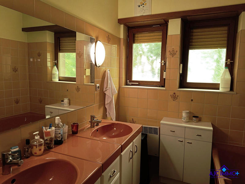 Maison - 133 m² - 4 pièces