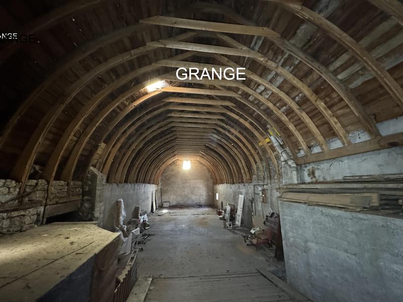 Immeuble - 167 m² - 11 pièces