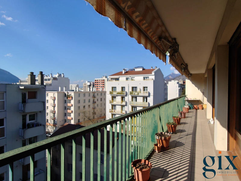 Appartement - 147 m² - 6 pièces