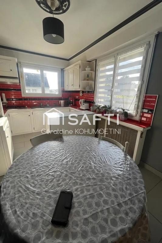 Maison - 127 m² - 8 pièces