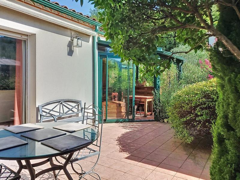 Villa - 121 m² - 6 pièces