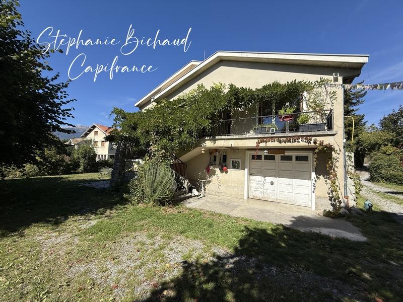 Maison - 159 m² - 7 pièces