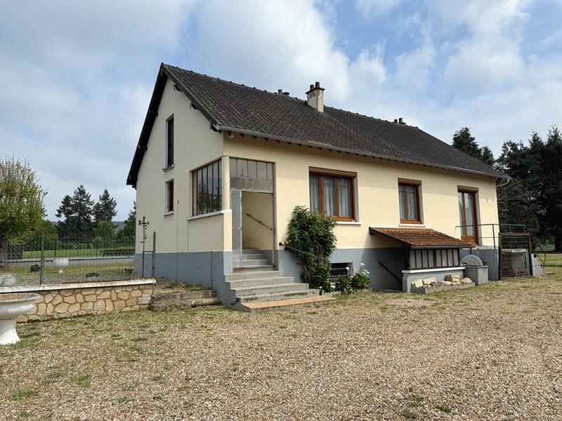 Maison - 90 m² - 4 pièces
