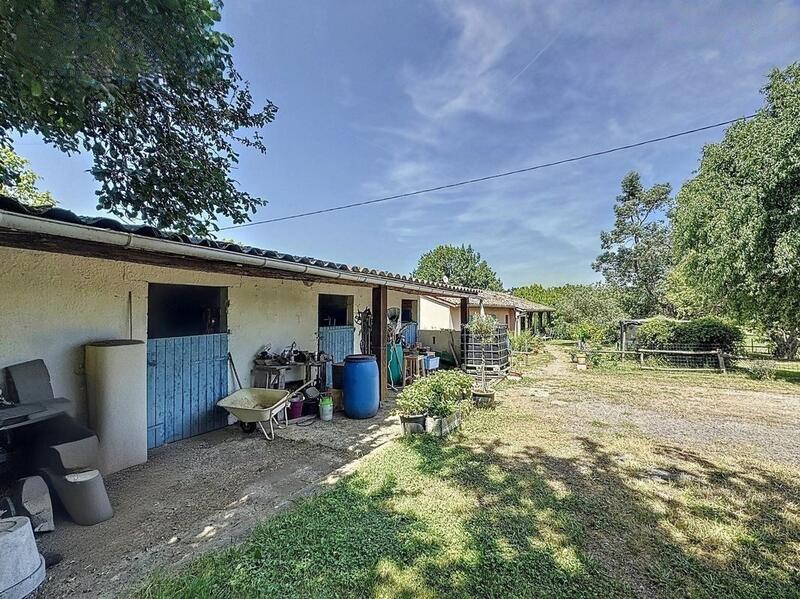 Maison - 140 m² - 4 pièces