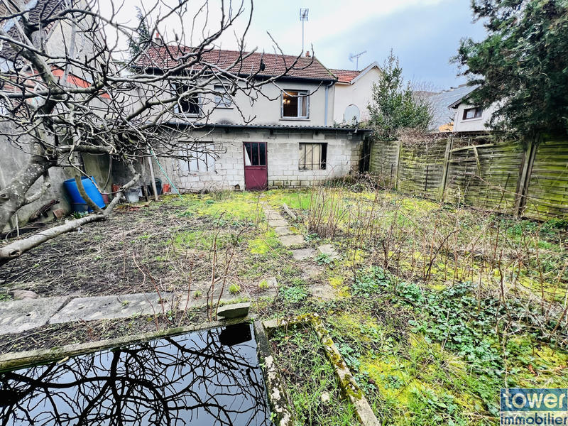 Maison - 85 m² - 4 pièces