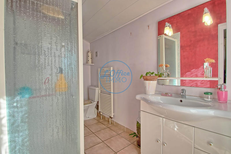 Maison - 93 m² - 5 pièces