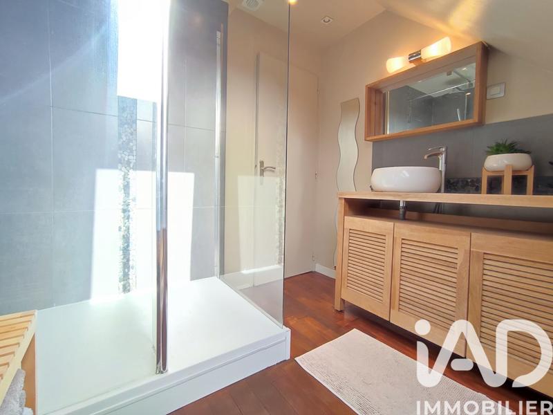 Maison - 110 m² - 6 pièces