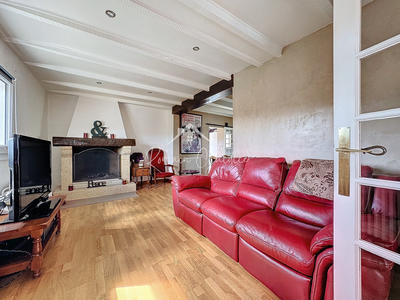 Maison - 142 m² - 5 pièces