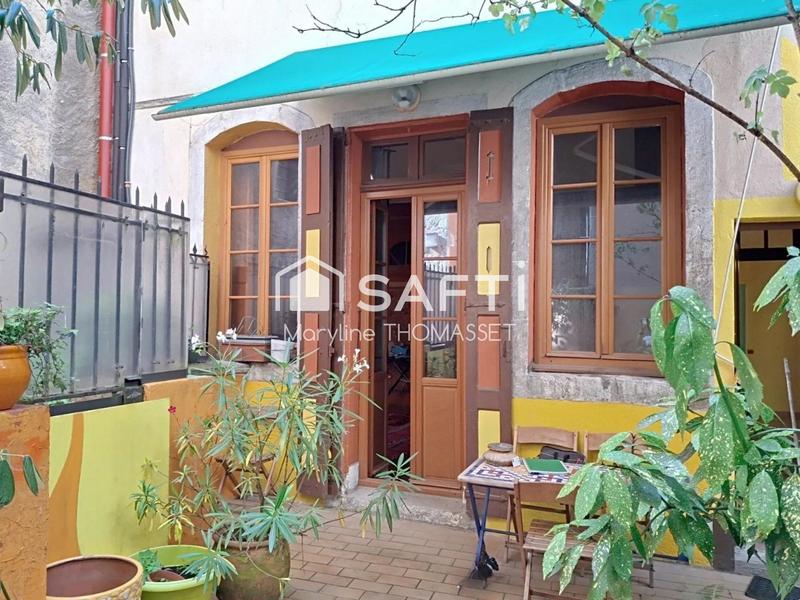 Appartement - 153 m² - 5 pièces