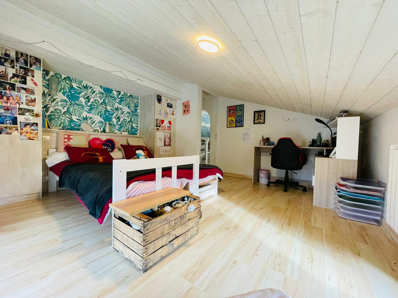 Maison - 175 m² - 7 pièces