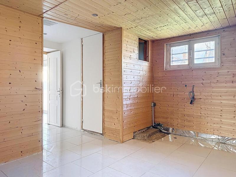 Maison traditionnelle - 160 m² - 7 pièces