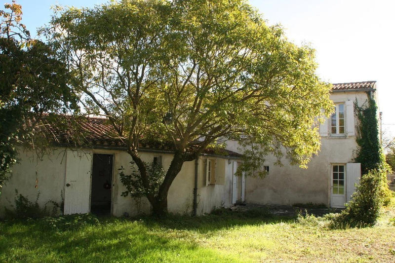 Maison - 180 m² - 8 pièces