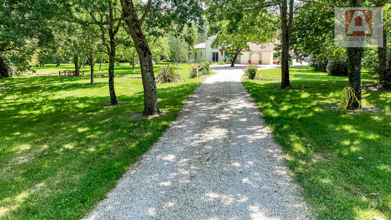 Maison - 190 m² - 6 pièces