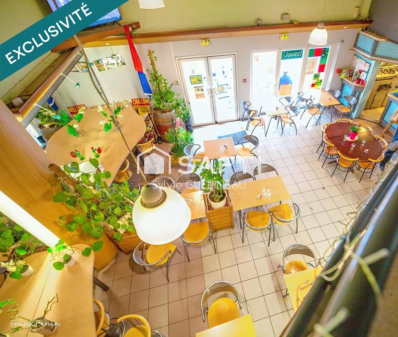 Local commercial - 421 m² - 4 pièces