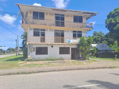 Immeuble - 271 m² - 8 pièces