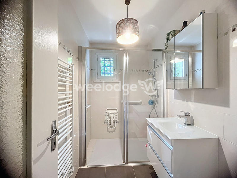 Maison traditionnelle - 118 m² - 7 pièces