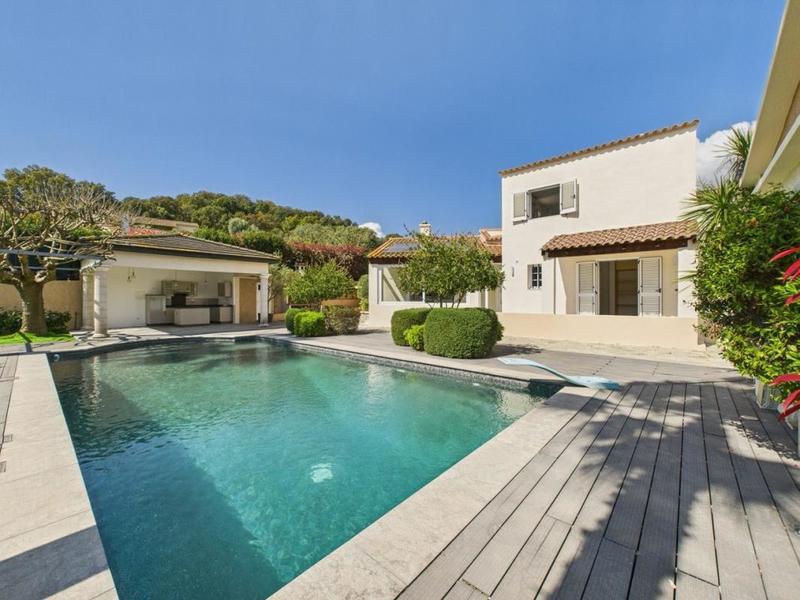 Villa - 185 m² - 5 pièces