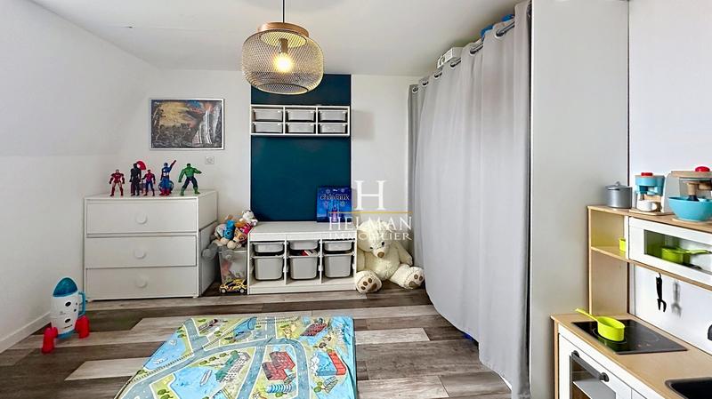 Maison - 93 m² - 4 pièces