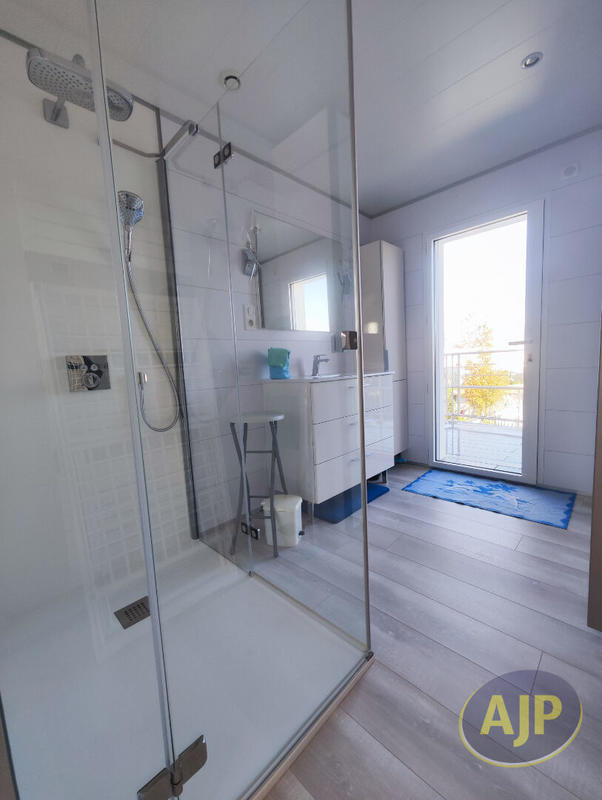 Maison - 113 m² - 4 pièces