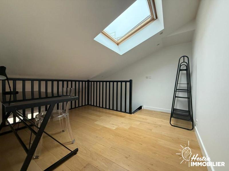 Appartement - 99 m² - 5 pièces