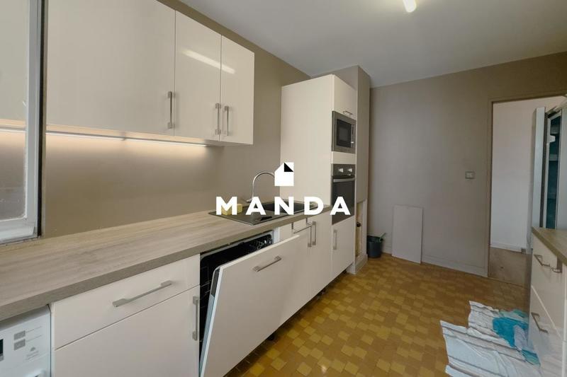 Appartement - 65 m² - 3 pièces