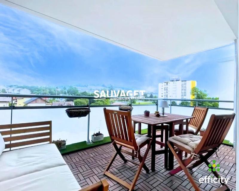 Appartement - 105 m² - 5 pièces