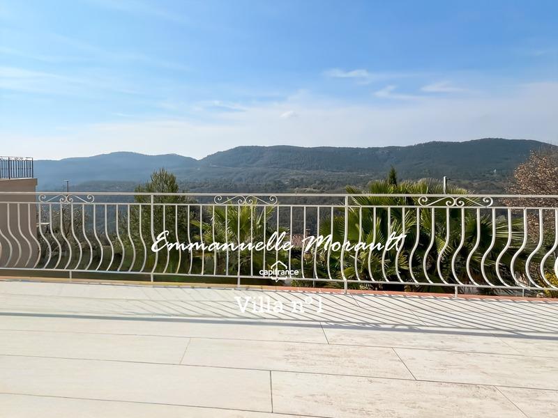 Propriété - 152 m² - 6 pièces