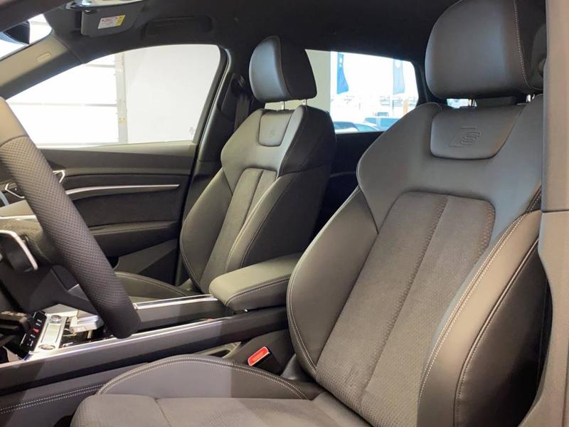 Audi e-tron 55 quattro 408 ch s line