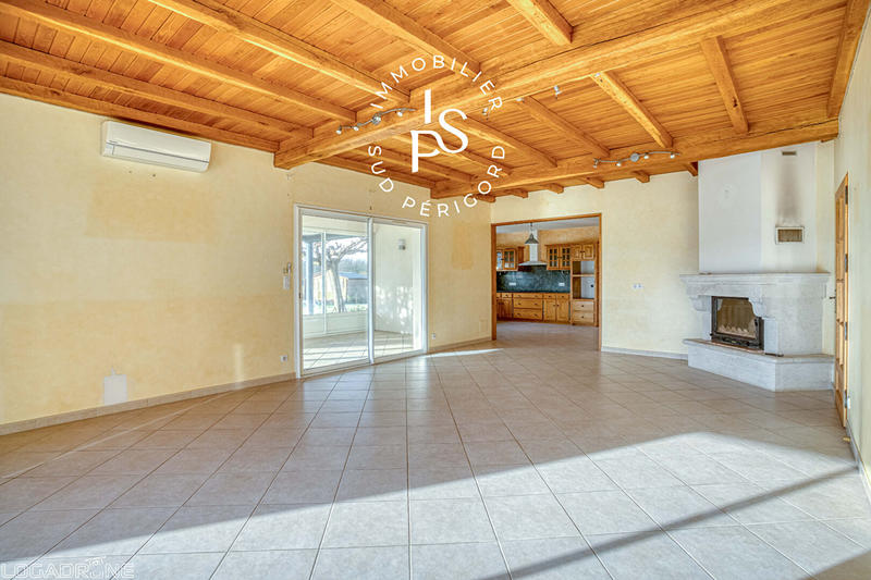 Maison - 178 m² - 5 pièces