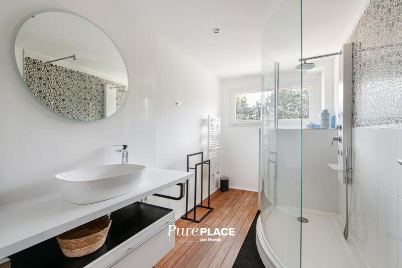 Maison - 269 m² - 6 pièces