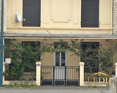 Maison de ville - 85 m² - 4 pièces