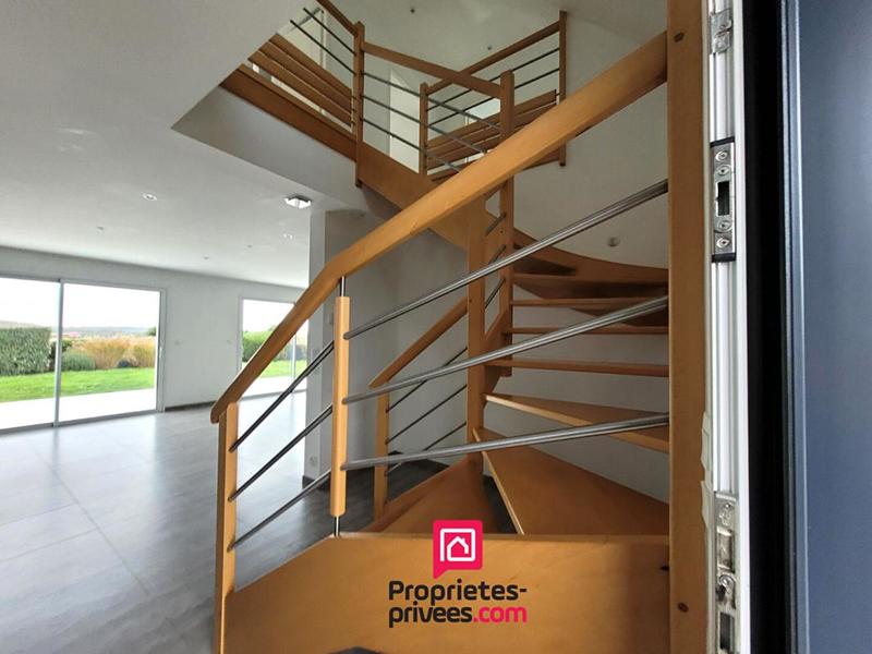 Maison - 165 m² - 7 pièces