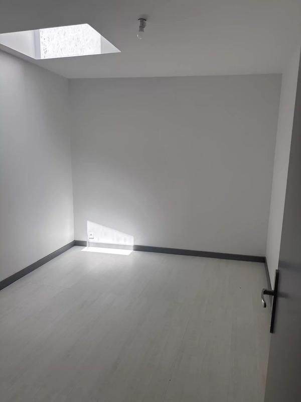 Maison - 92 m² - 5 pièces