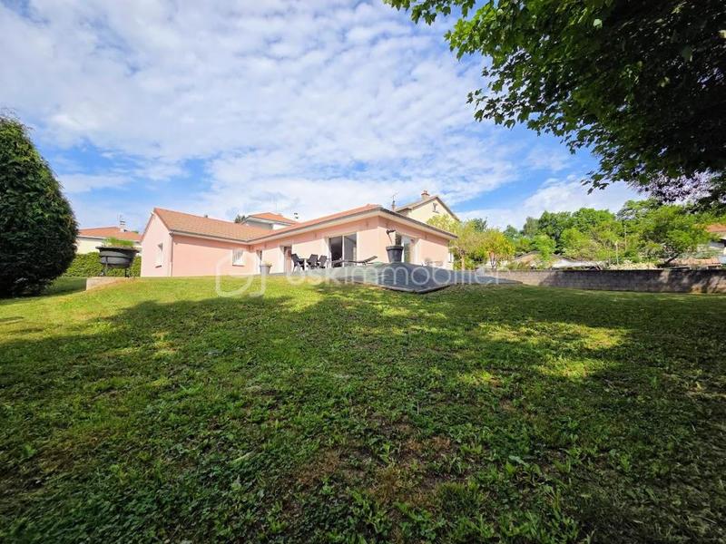 Villa - 140 m² - 6 pièces