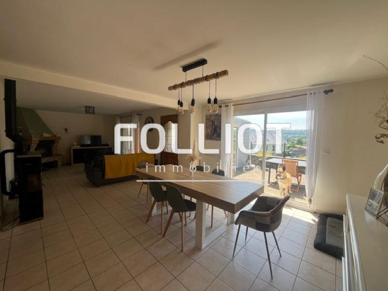 Maison - 152 m² - 7 pièces