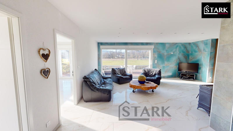 Maison - 150 m² - 5 pièces