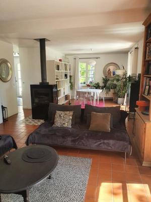 Maison - 230 m² - 7 pièces