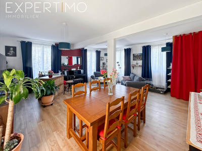 Maison - 91 m² - 4 pièces