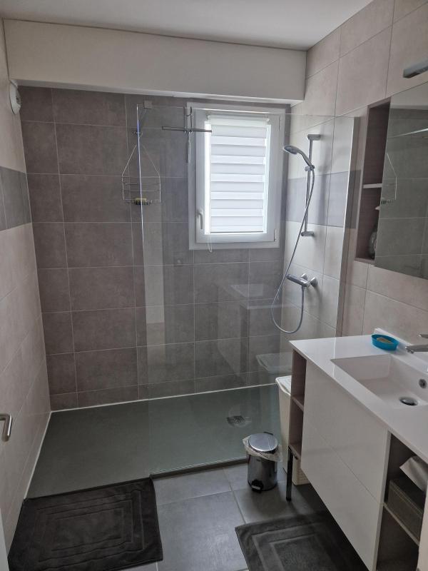 Appartement - 84 m² - 3 pièces