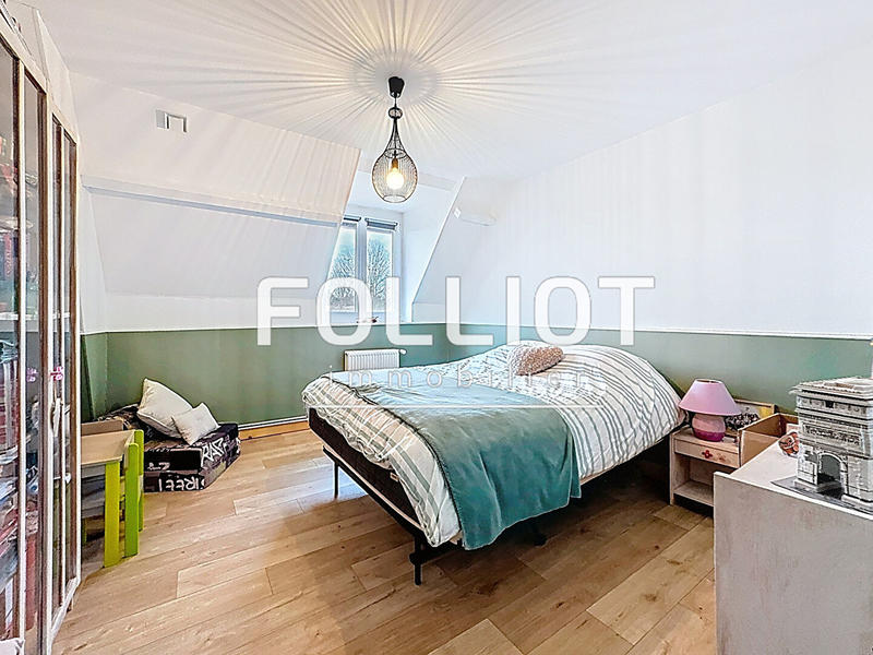 Maison - 198 m² - 6 pièces