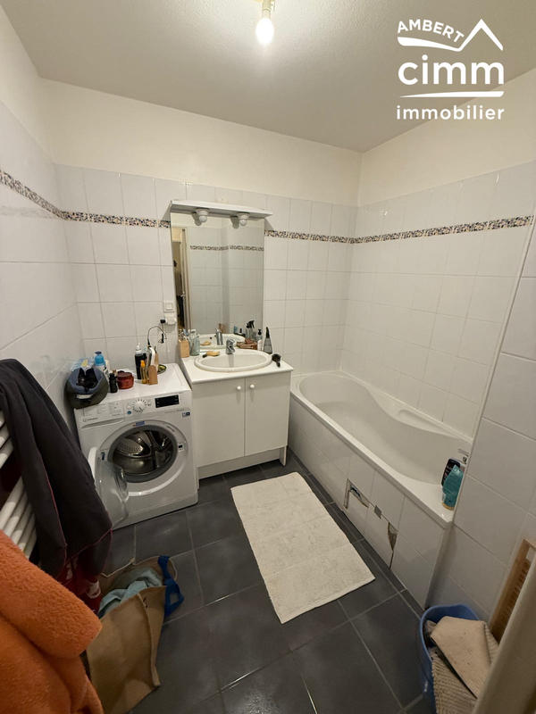 Appartement - 60 m² - 4 pièces