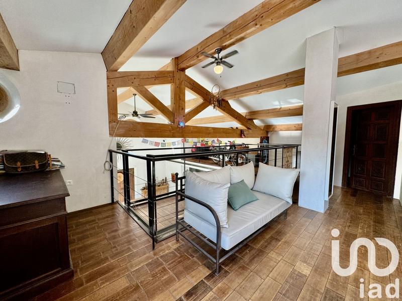 Maison - 350 m² - 9 pièces