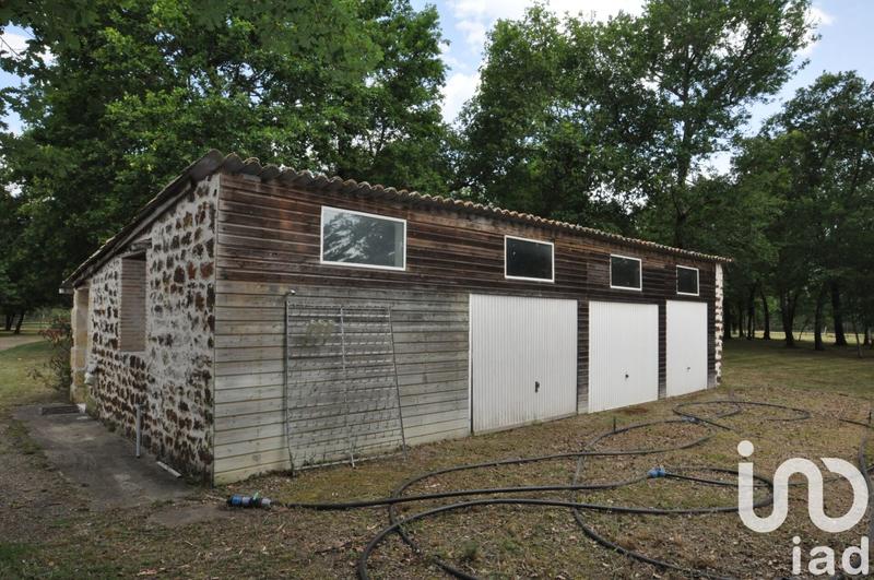 Maison - 260 m² - 10 pièces