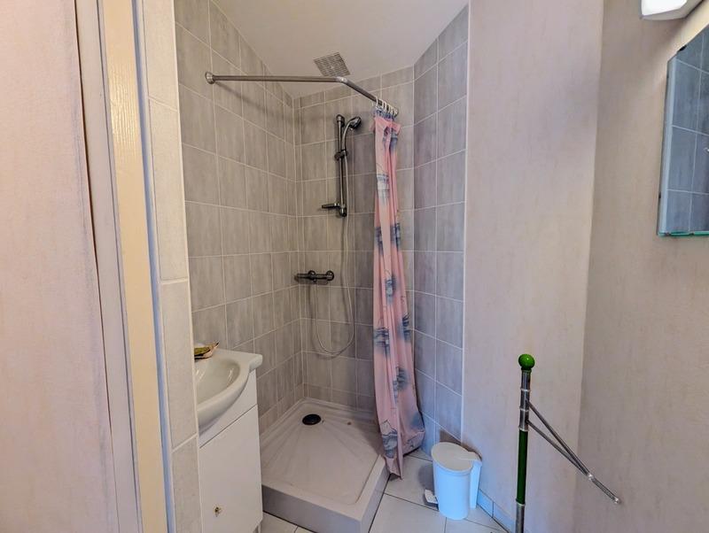 Maison - 295 m² - 17 pièces