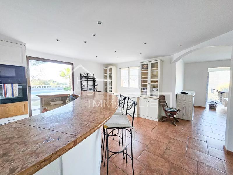 Maison - 155 m² - 4 pièces