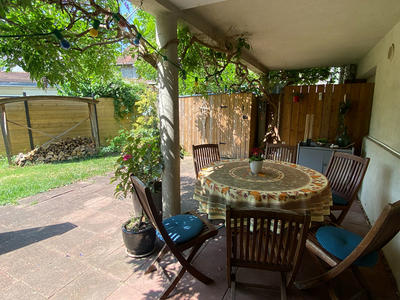 Maison - 208 m² - 8 pièces