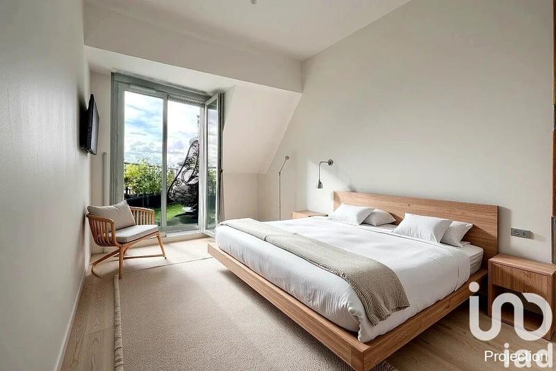 Appartement - 90 m² - 4 pièces