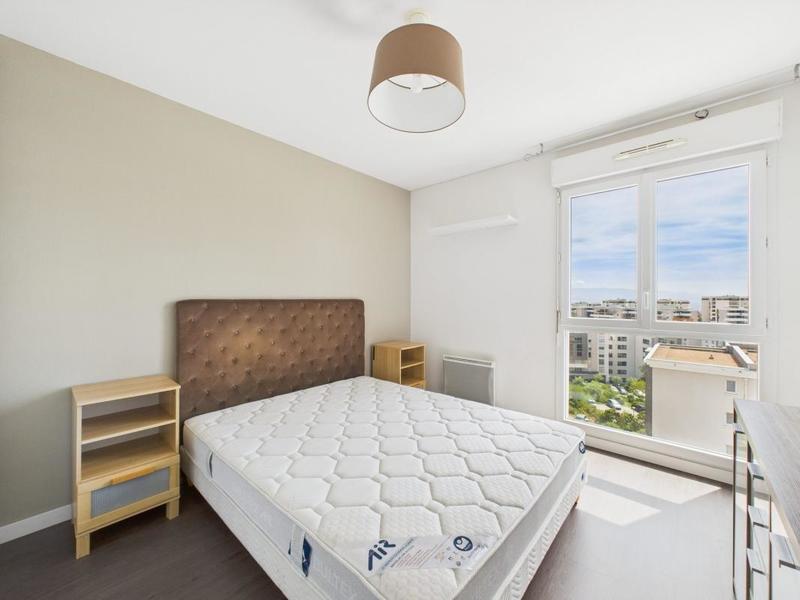 Appartement - 85 m² - 4 pièces